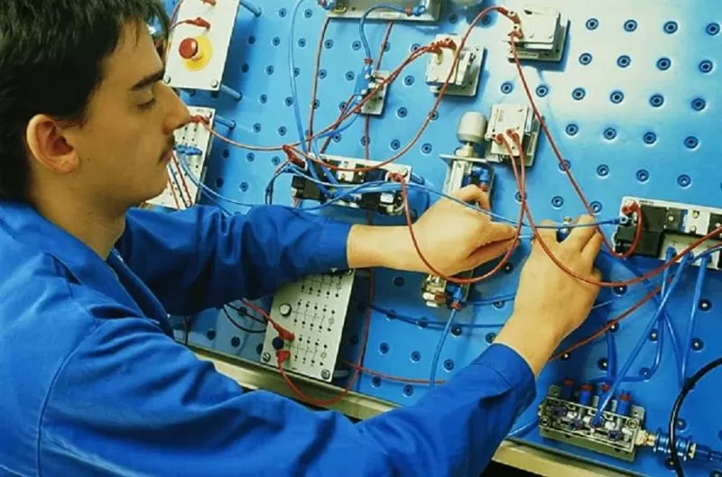 Ремонт и обслуживание телекоммуникационного оборудования и базовых станций в городе Рязань